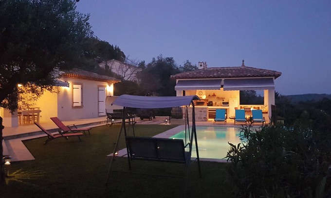 Lorgues Villa | Homerez - Villa in Lorgues, pool and jacuzzi