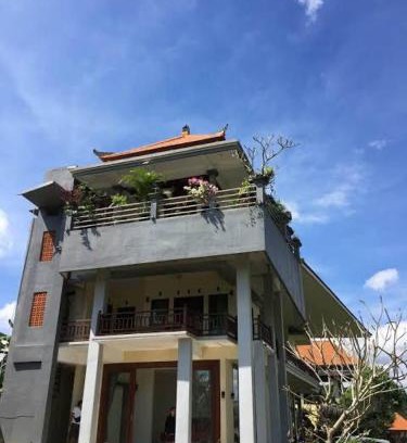 Taro House | Homestay Komang Petak