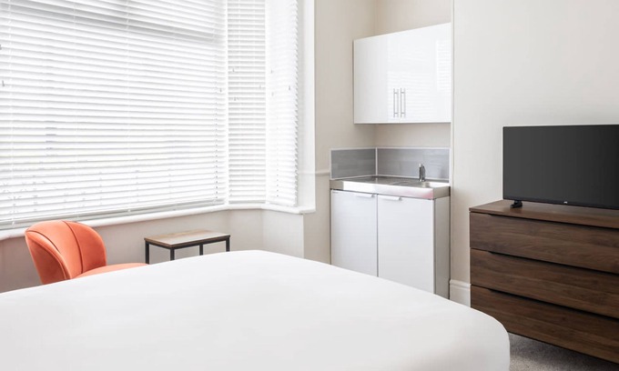 Darlington Apartment | Host Stay Clifton Studio 1
