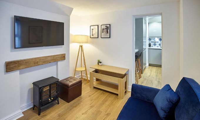 Whitby House | Host & Stay - Clinker Cottage