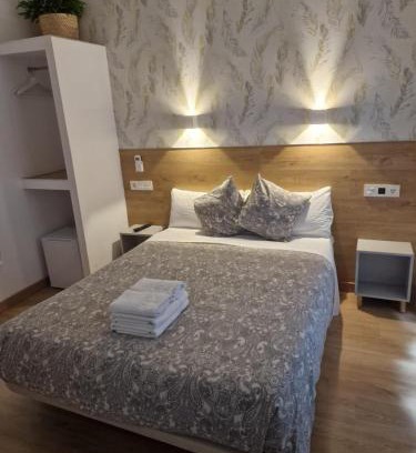 Sol House | Hostal Esparteros