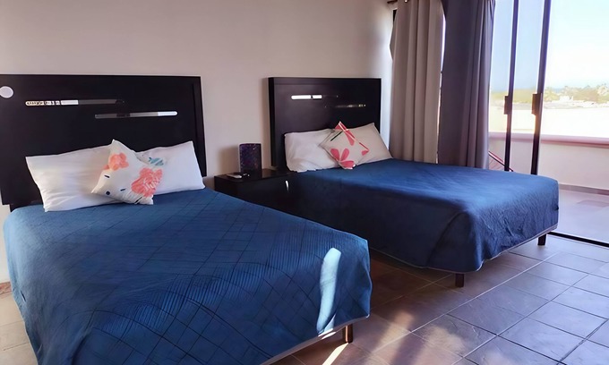 San Jose del Cabo Hotel | Hostal Hab 13, En Zona Hotelera, Campo de Golf, Balcón Privado, Barra y Playa