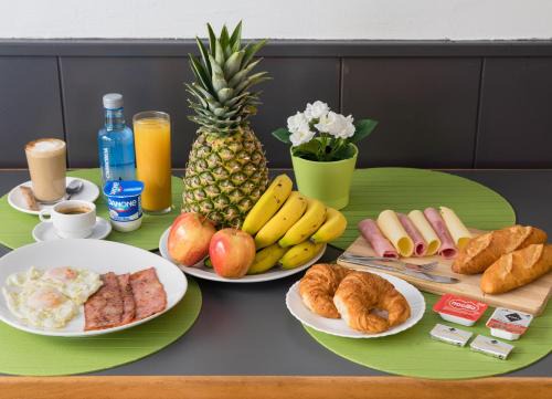 El Poble-sec Hostel | Hostal Oliveta