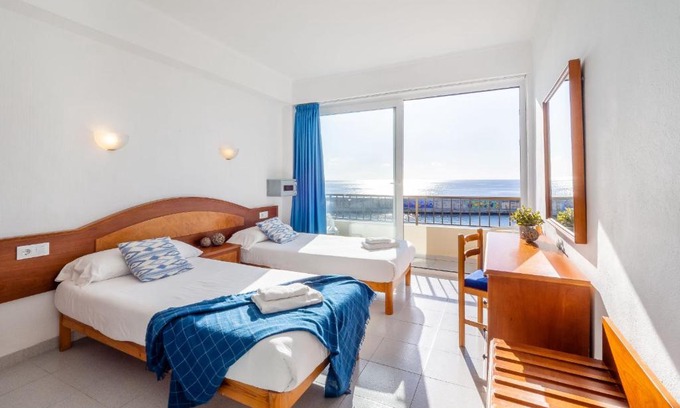 Cala Ratjada House | Hostal Port Corona