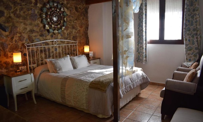 Aracena House | Hostal Rural Molino Del Bombo