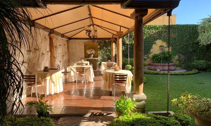 Zona 13 Bed & Breakfast | Hostal Villa Toscana