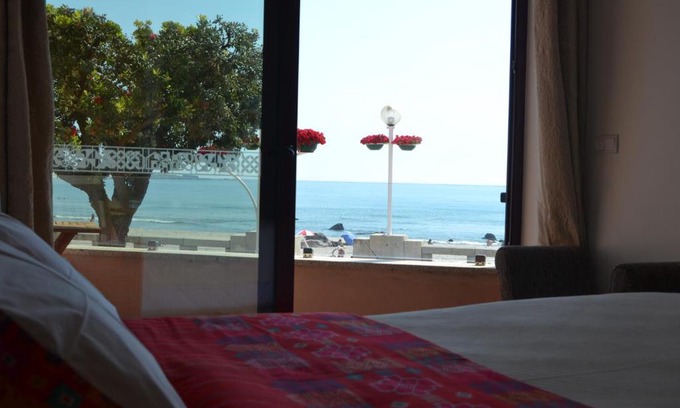 Vila Praia de Ancora Hostel | Hostel D'Avenida