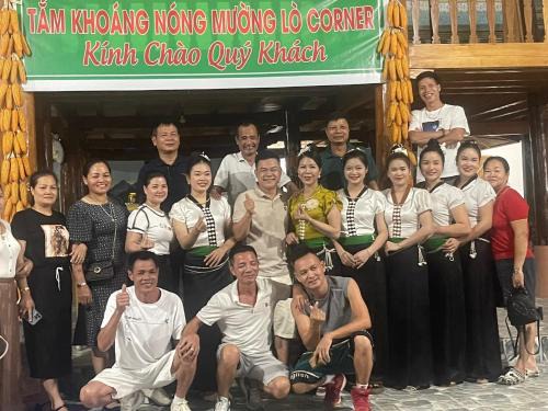 Van Chan House | Hot mineral springs 'FREE' Mường Lò Corner
