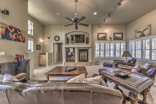 Ruidoso House | Hot Tub and Deck Family Ruidoso Retreat!