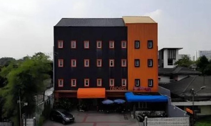 Kemanggisan Hotel | Hotel Anders Arjuna Selatan