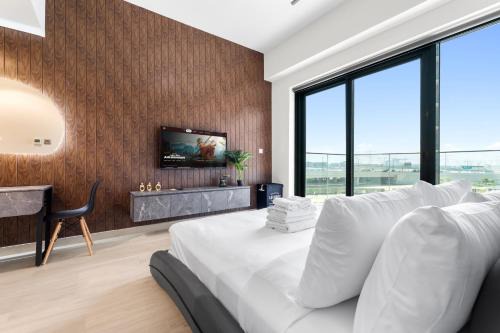 Dubai Apartment | Hotel Apartment - 10 minutes from Downtown