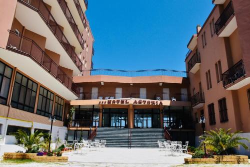 Pesaro Hotel | Hotel Astoria