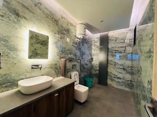 Haridwar Hotel | Hotel Aura, Top Rated & Most Awarded Hotel In Haridwar