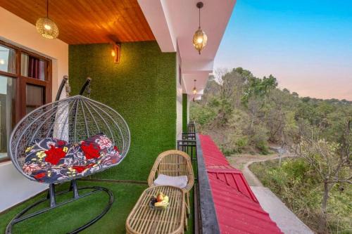 Dharampur Apartment | Hotel Blissful Dreams Kasauli
