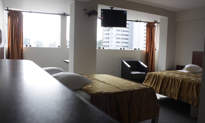 San Isidro Centro Financiero Hotel | Hotel Bond