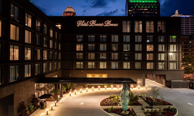 Downtown Louisville Hotel | Hotel Bourré Bonne Louisville, Curio Collection by Hilton