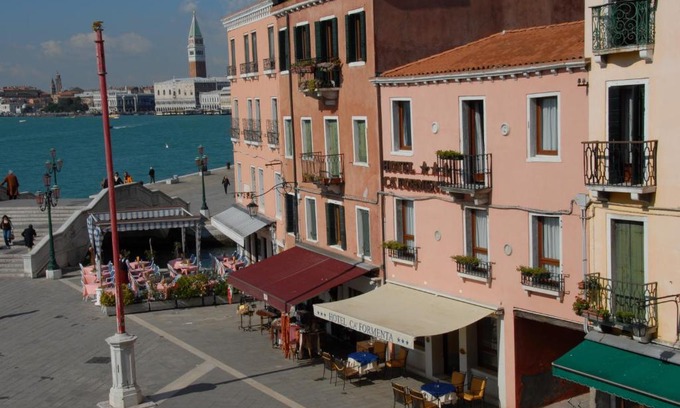 Castello Hotel | Hotel Ca' Formenta