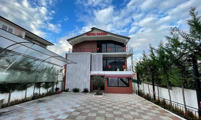 Kamez Hotel | Hotel Darda