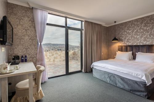 Vera Hotel | Hotel Day Inn