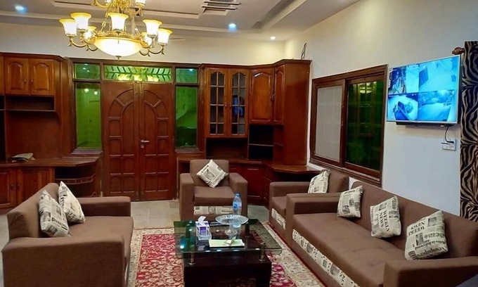 D.H.A. House | Hotel Defence Inn