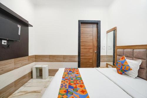 Vrindavan Hotel | Hotel Devi heritage