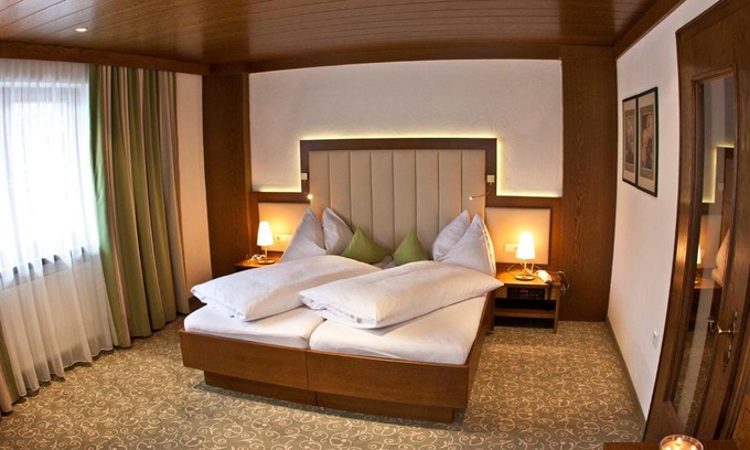 Ischgl Apartment | Hotel Garni Pra Posta