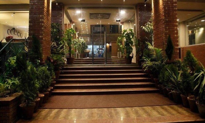 Lahore Hotel | Hotel Grand Inn Lahore
