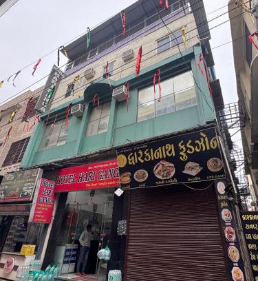 Haridwar House | Hotel Hari Ganga - Harkipauri Road