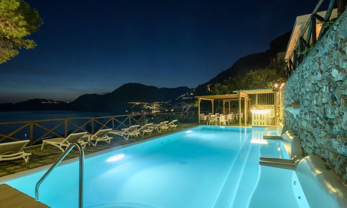 Praiano Hotel | Hotel Il Pino