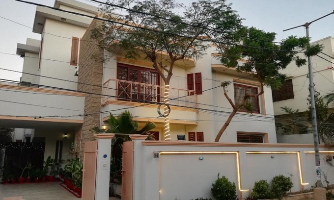 Karachi Hotel | Hotel island Clifton