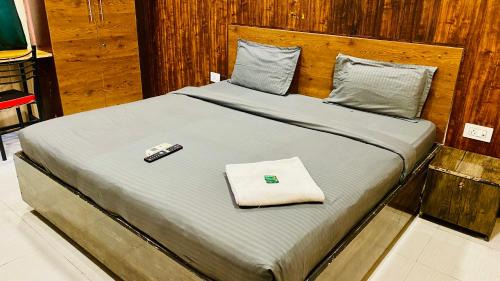 Indore Hotel | Hotel Ivanna