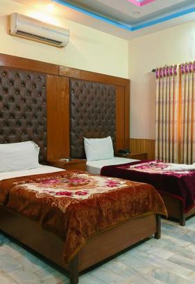 PECHS House | Hotel Luxury Palace