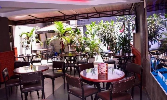 Central Business District Bed & Breakfast | Hotel Mercury