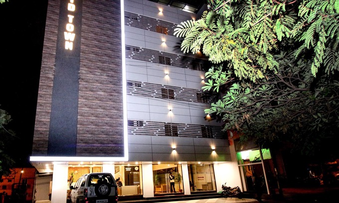 Vadodara House | Hotel Midtown