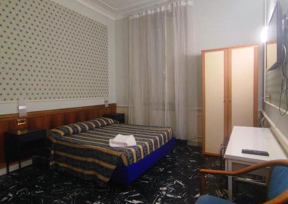Rione XVIII Castro Pretorio Hotel | Hotel Milazzo Roma