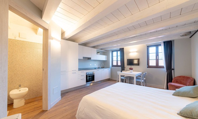 Citta Nuova-Barriera Nuova-San Vito-Citta Vecchia Hotel | Hotel Mura 5&7