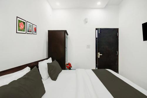 Amer Hotel | Hotel O Fort Inn