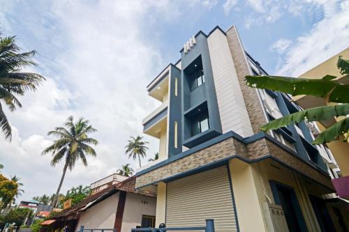Thiruvananthapuram House | Hotel O Home Pop Tavern Pettah