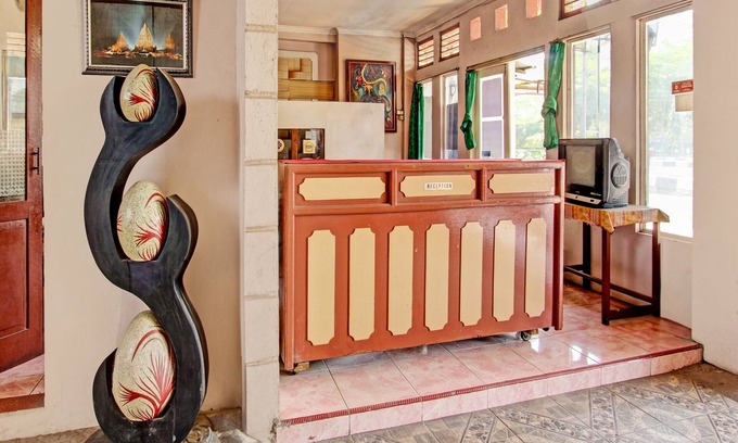 Prambanan Hotel | Hotel O Jaya Kusuma