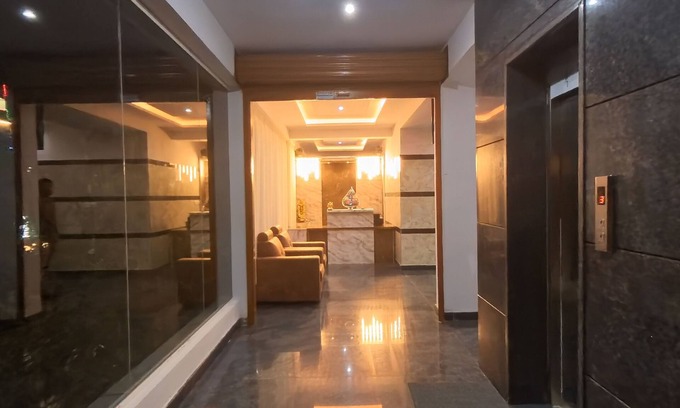 Narasapura Hotel | Hotel Olive Leave's