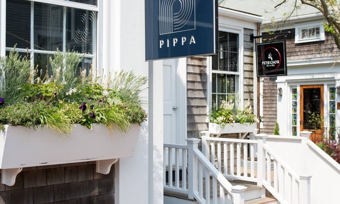 Nantucket Town Hotel | Hotel Pippa