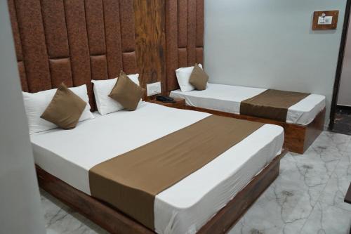 Gandhinagar Hotel | HOTEL PR VILLA
