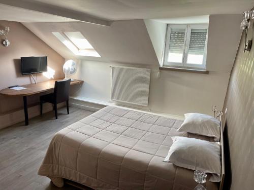 Valenciennes Hotel | Hotel Restaurant Les Arcades
