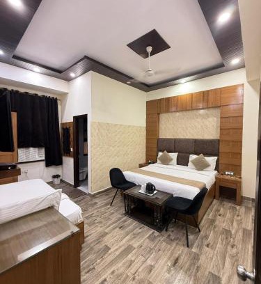 Karol Bagh Hotel | HOTEL S HOSPITALITY - Karol Bagh Metro & Ganga Ram Hospital