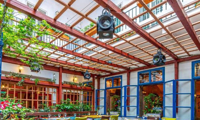 Petrska ctvrt Hotel | Hotel Salvator