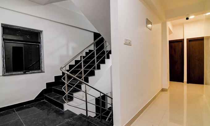 New Town Hotel | Hotel Signature Vista
