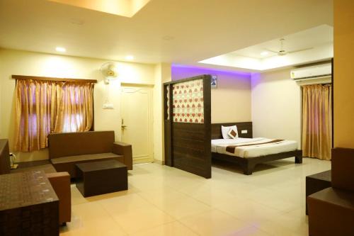 Cidco Hotel | Hotel Sparkling Pearl