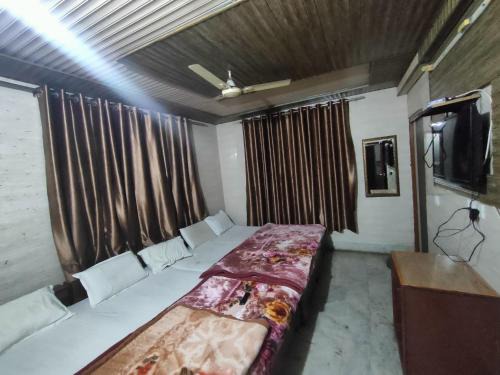 Mathura House | Hotel Subhadra Guest House