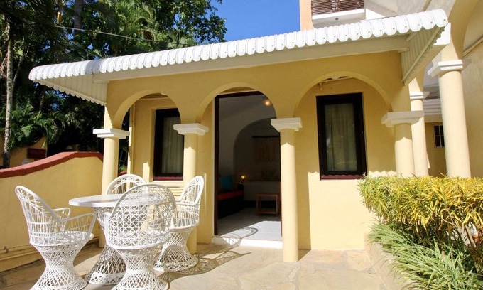 Cabarete Apartment | Hotel suite in beachfront luxury resort near shops and dining, TV/AC/Wi-Fi/pool