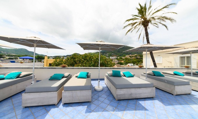 Ischia Porto Hotel | Hotel Terme Oriente - Beach & SPA